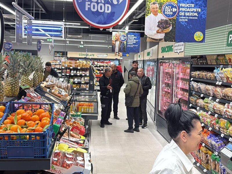 Plata in rate Carrefour chirie lunara de la 5.574 € +TVA, indexat anual.